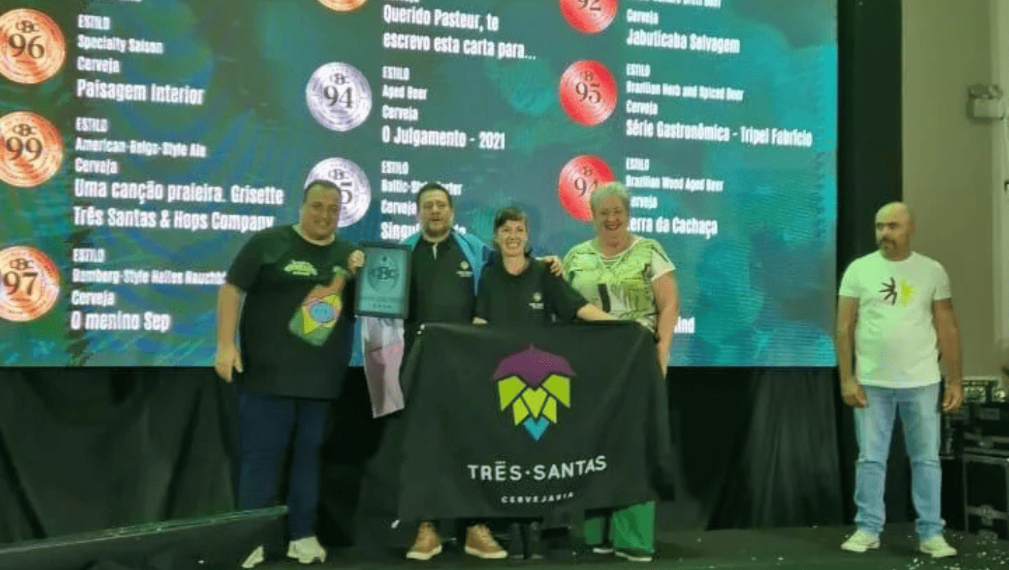 Cervejaria de Santa Teresa, no Espírito Santo, é premiada e fica entre as quatro melhores do Brasil