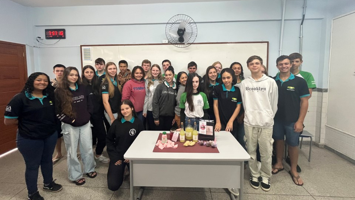 Projeto do curso técnico em Agronegócio promoveu práticas empreendedoras, inovação e consciência ambiental entre os jovens.